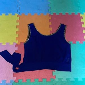 Stylish crop blue top